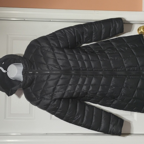 Reebok Quilted Thermal Lightweight Black Jacket With Hood - Picture 4 of 15